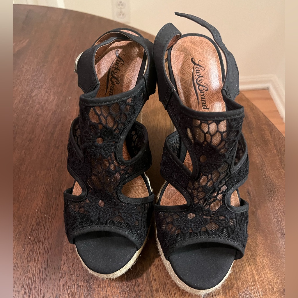 Brand New Lucky Brand Lace Wedges